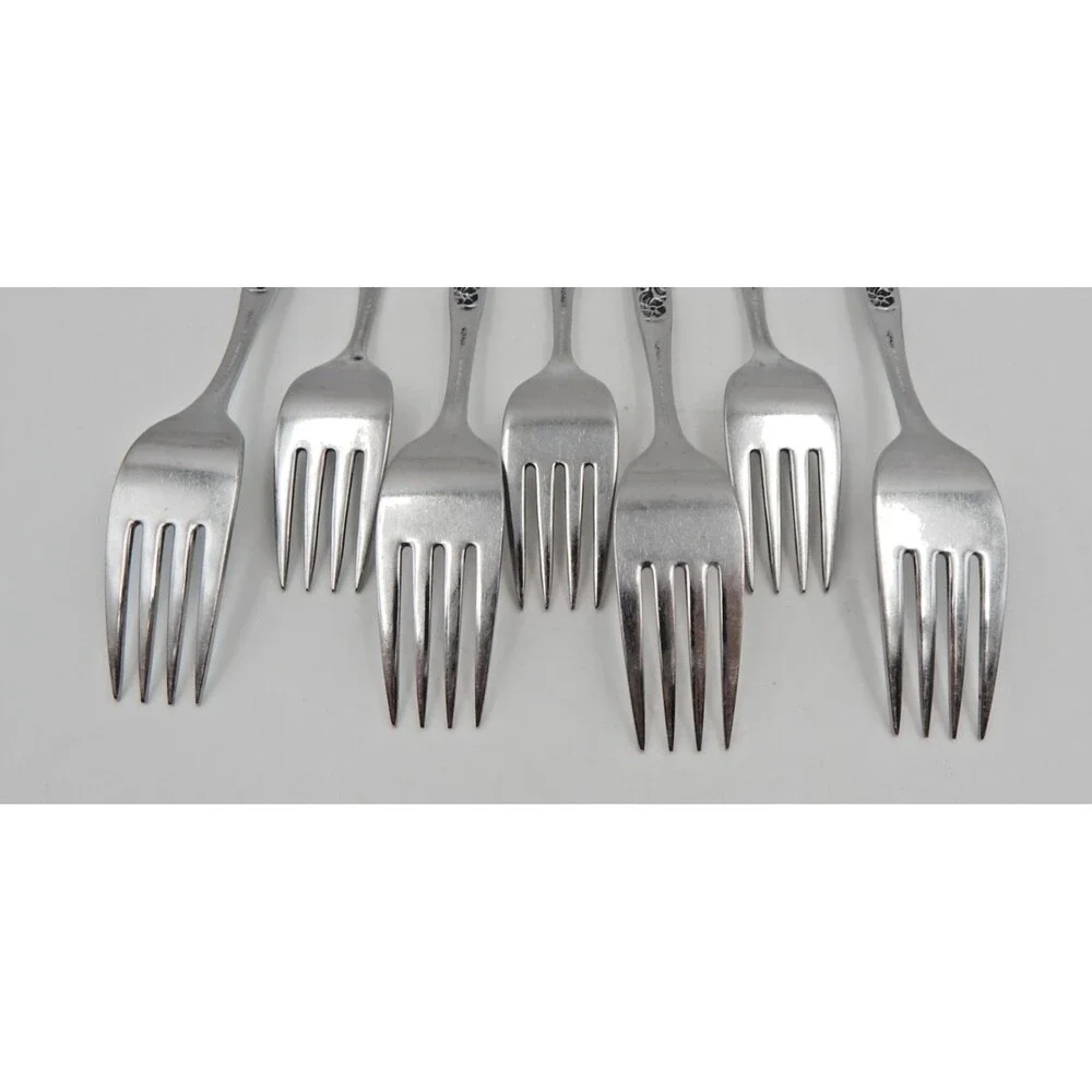 Rogers Deluxe Oneida Stainless Malibu Dinner Dessert Salad Floral Flatware Lot/7